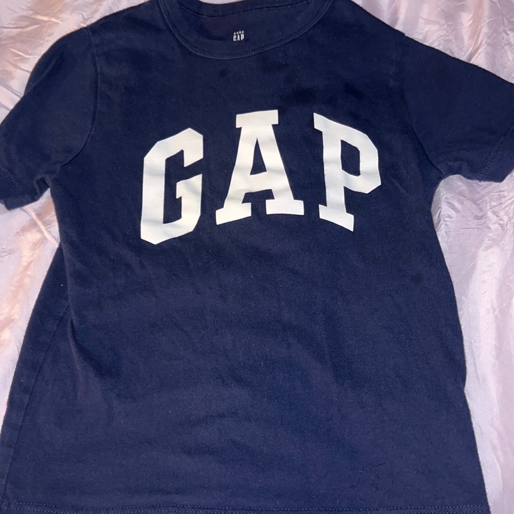 Gap shirt 4T